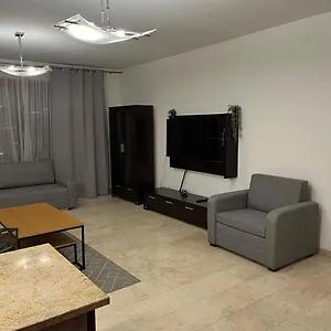  Apartament Krawiecka 3 - City Center - 7 People - Private Parking Polska